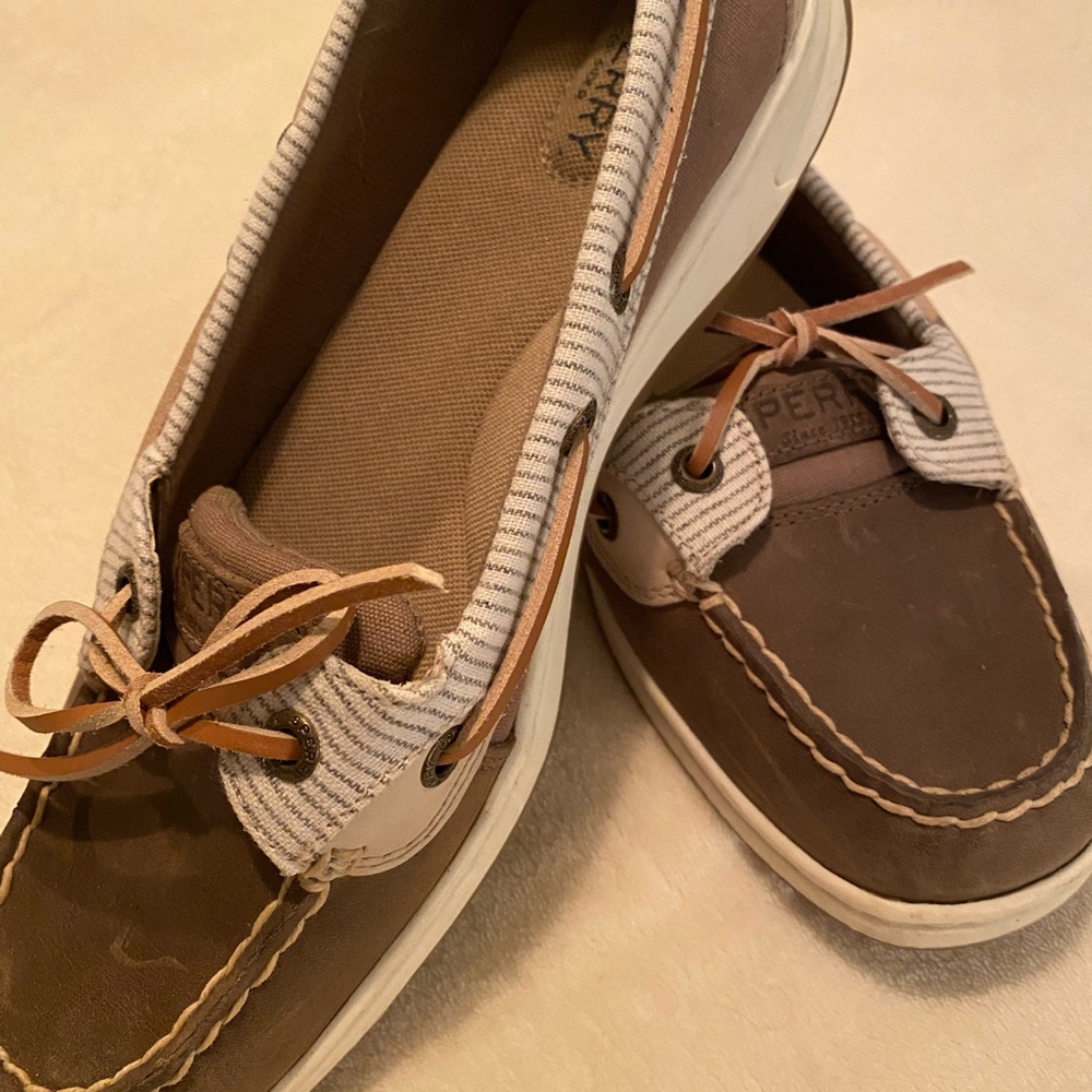 NWOT Sperry topsiders
